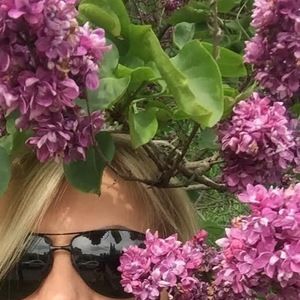 Meet your Posher, Irena